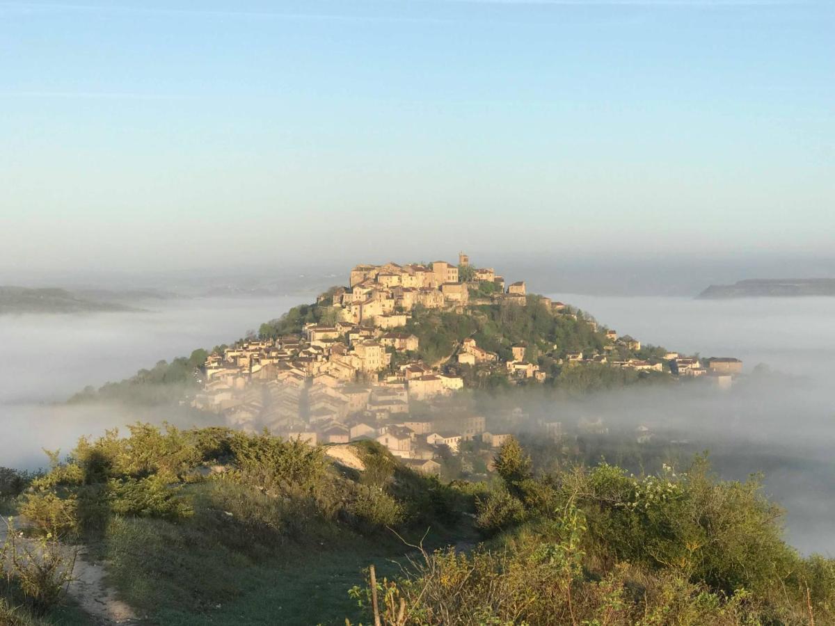 Bed and Breakfast Le Chevalier Noir Cordes-sur-Ciel Exterior foto